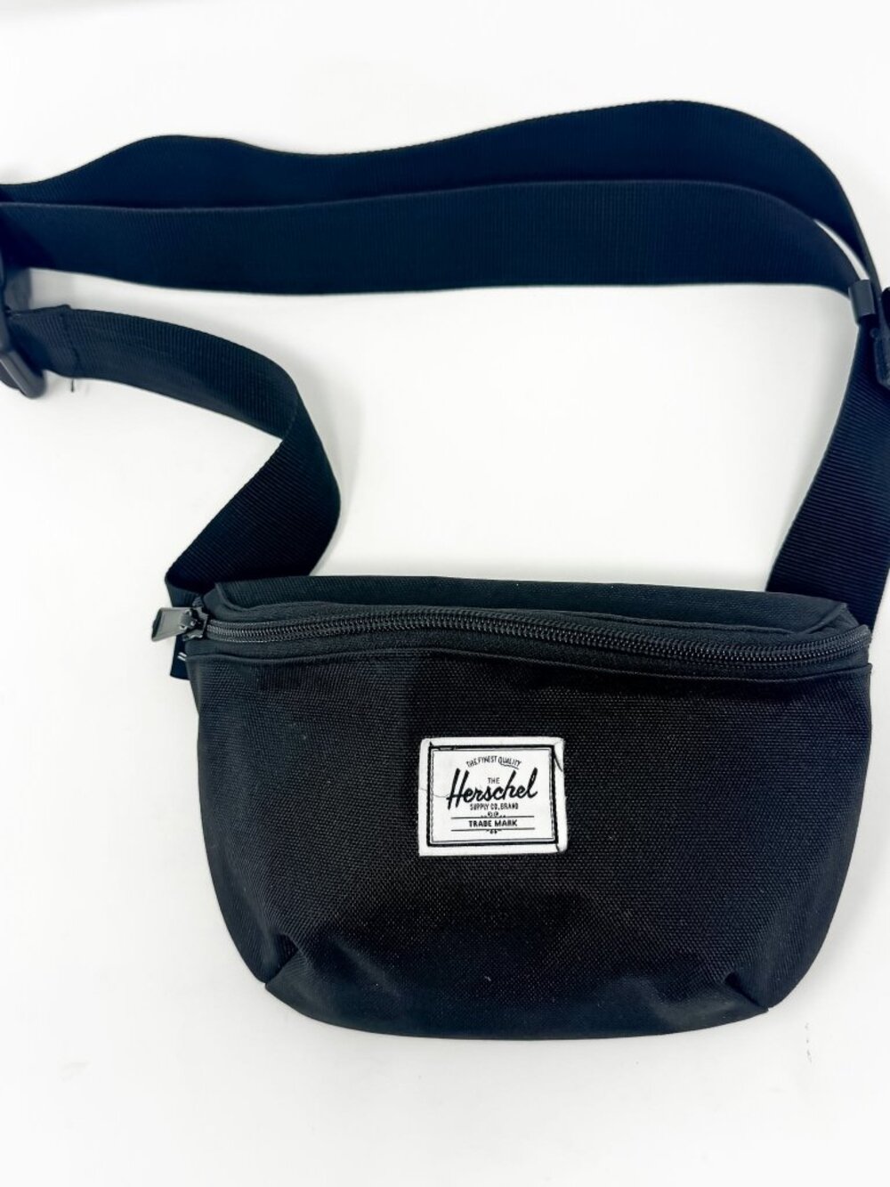 Herschel Supply Co Fifteen Hip Fanny Pack Black Adjustable Travel Crossbody
